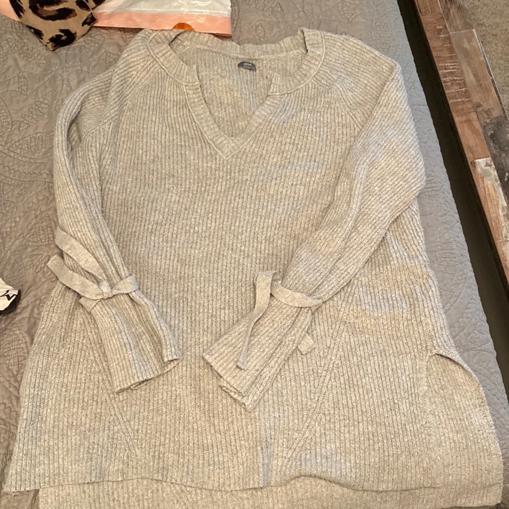 Aerie sweater